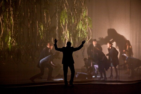Спектакль Шесть персонажей в поисках автора (Франция) в театре имени Пушкина, фото 1